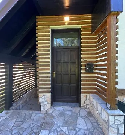 Nyaraló Mountain House 1984 *